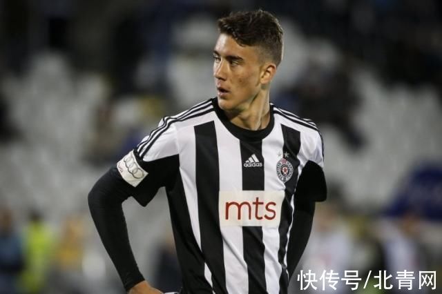 攻势足球而 攻势足球而